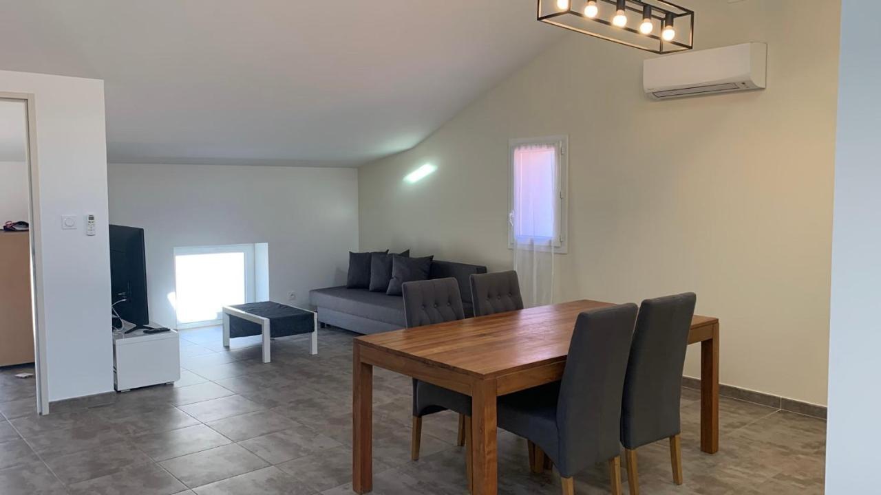 Appartement Rue De Provence Avignon Bagian luar foto