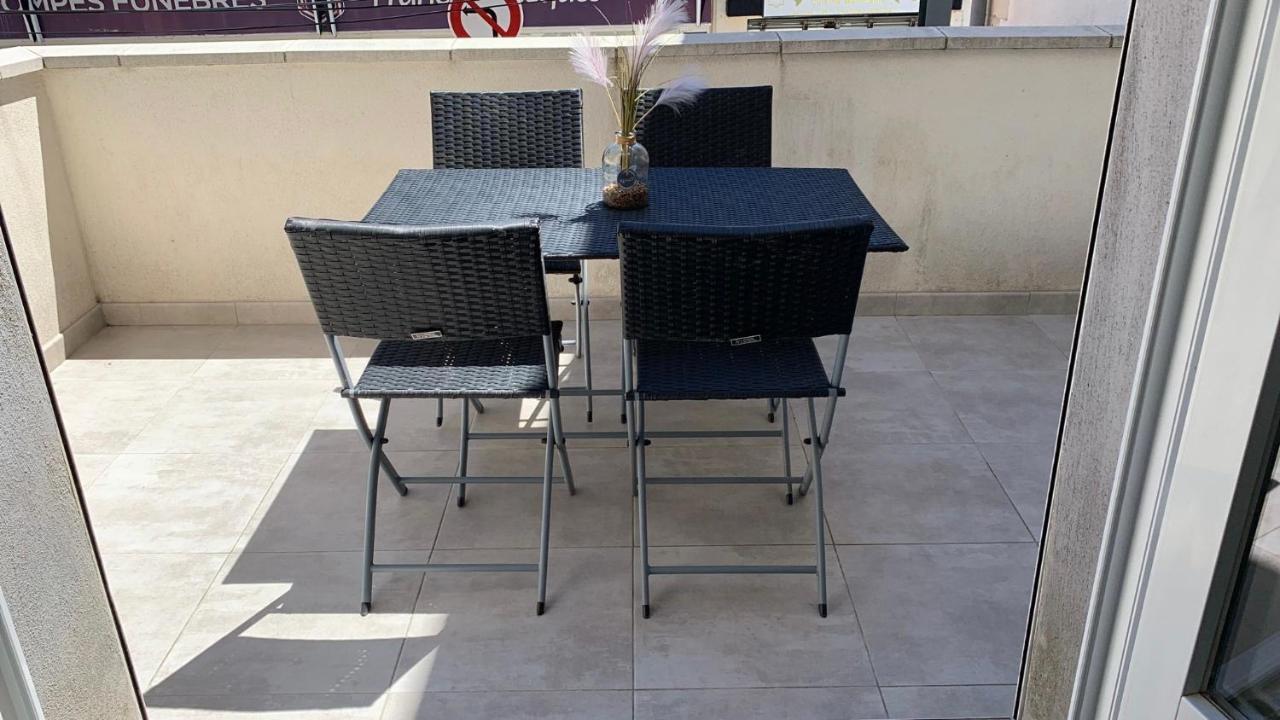 Appartement Rue De Provence Avignon Bagian luar foto