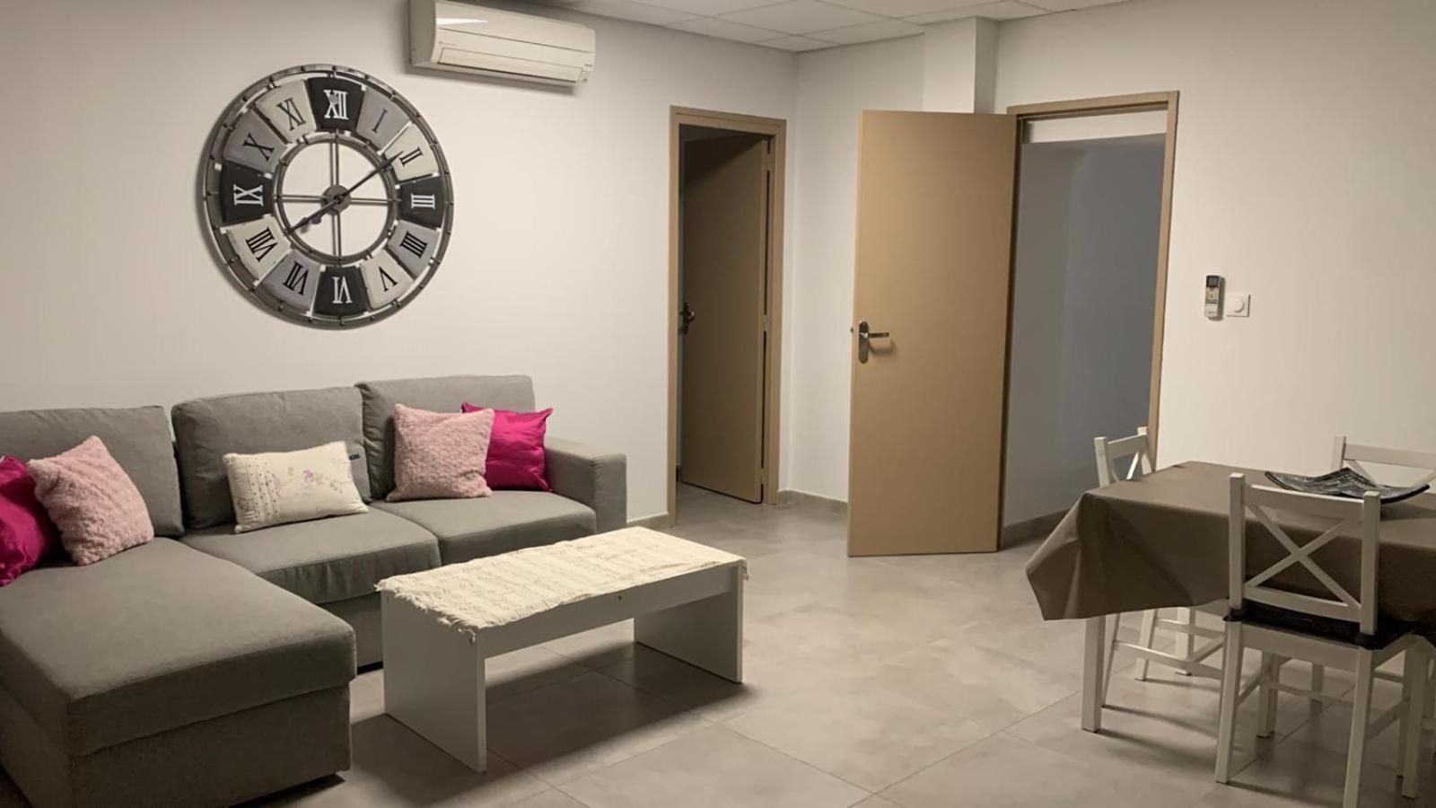 Appartement Rue De Provence Avignon Bagian luar foto